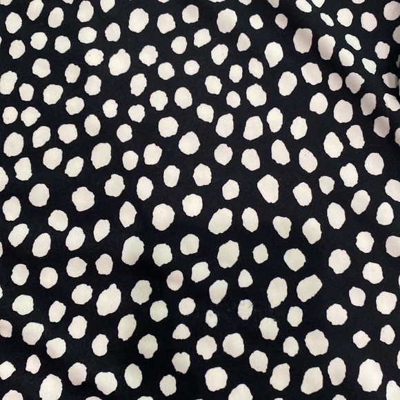Black and white spotted 3/4 sleeved blouse - medium - Picture 2 of 3